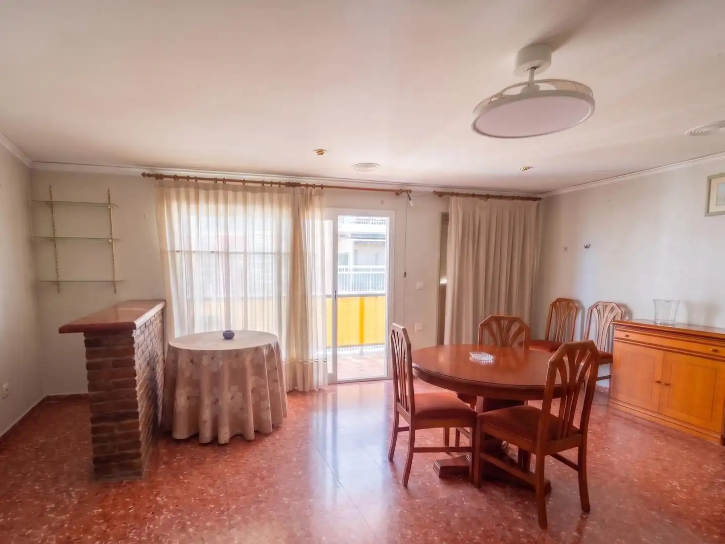 Comedor de Piso en venta en Algemesí con Balcón