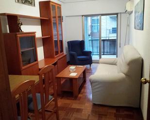 Living room of Flat to rent in  Madrid Capital  with Heating