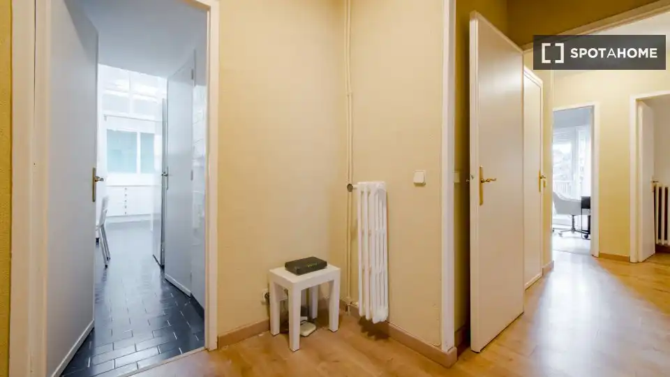 Room in Hispanoamérica - Bernabéu