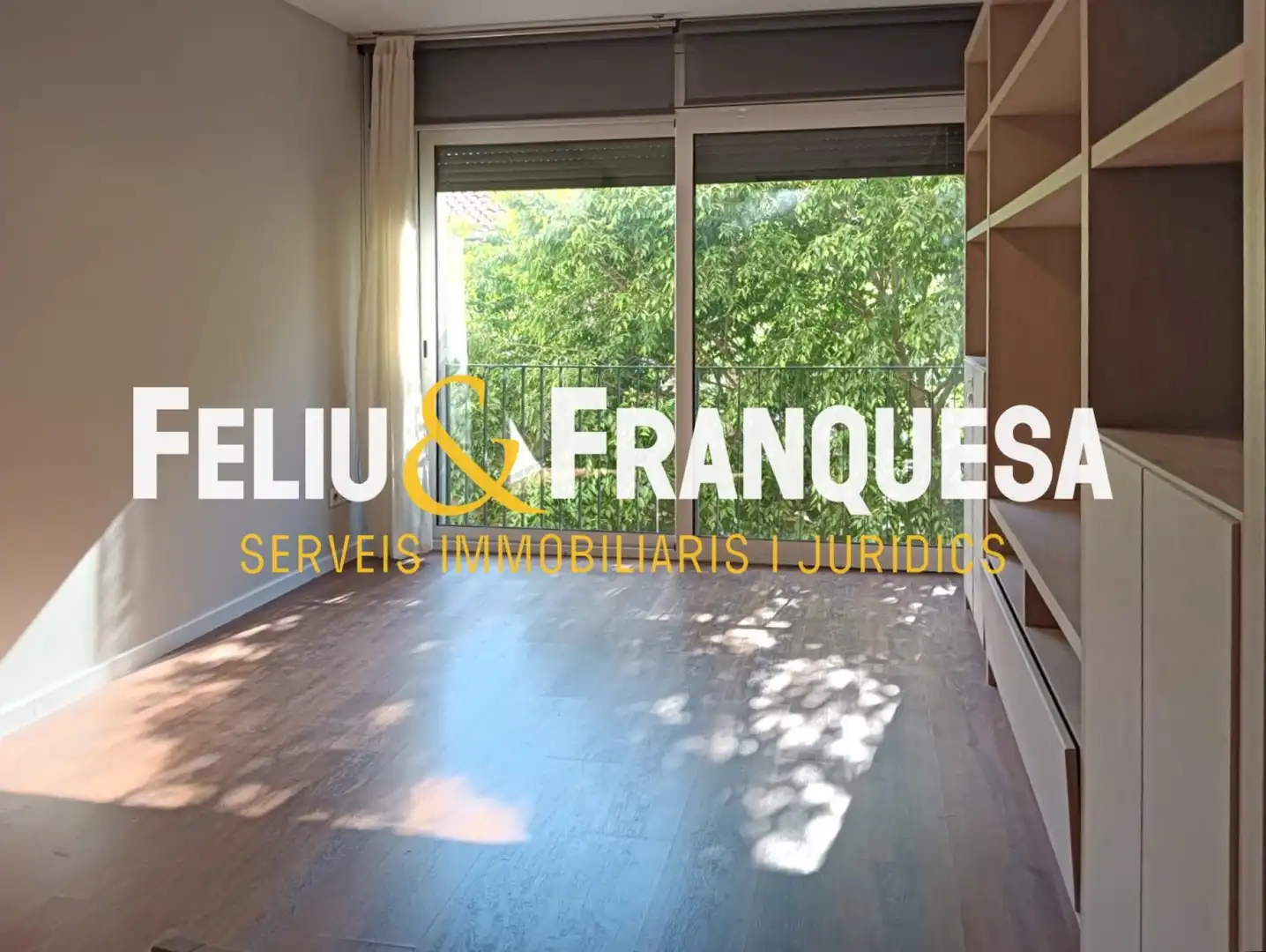 Piso en venta en Sabadell con Calefacción, Piscina y Amueblado