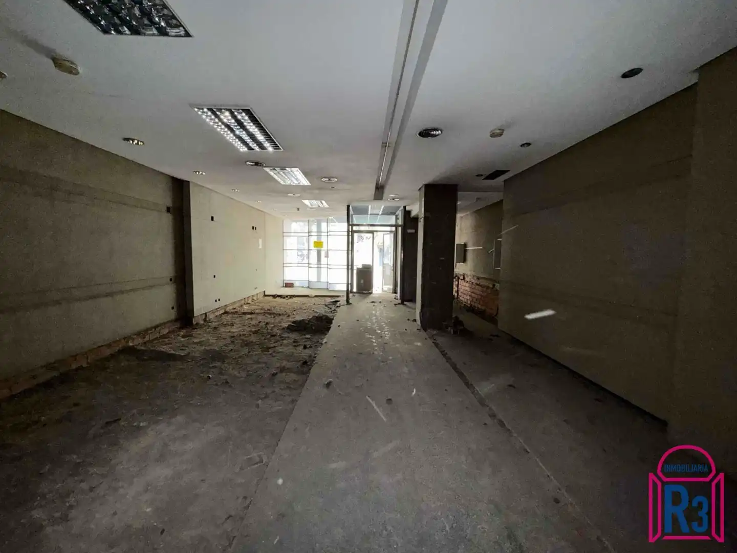 Business premises to rent in Ramiro Valbuena, imagen 25