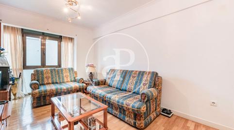 Foto 2 de Piso en venta en Bellas Vistas, Madrid