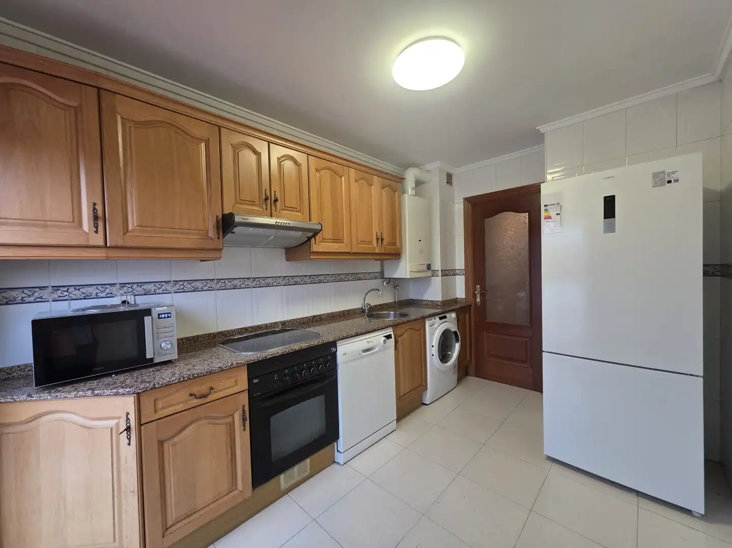 Cocina de Ático de alquiler en La Pola Siero