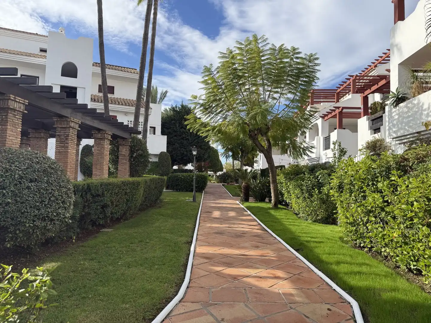 Wohnung mit Pool zum Verkauf in Avenida Marqués del Duero 82