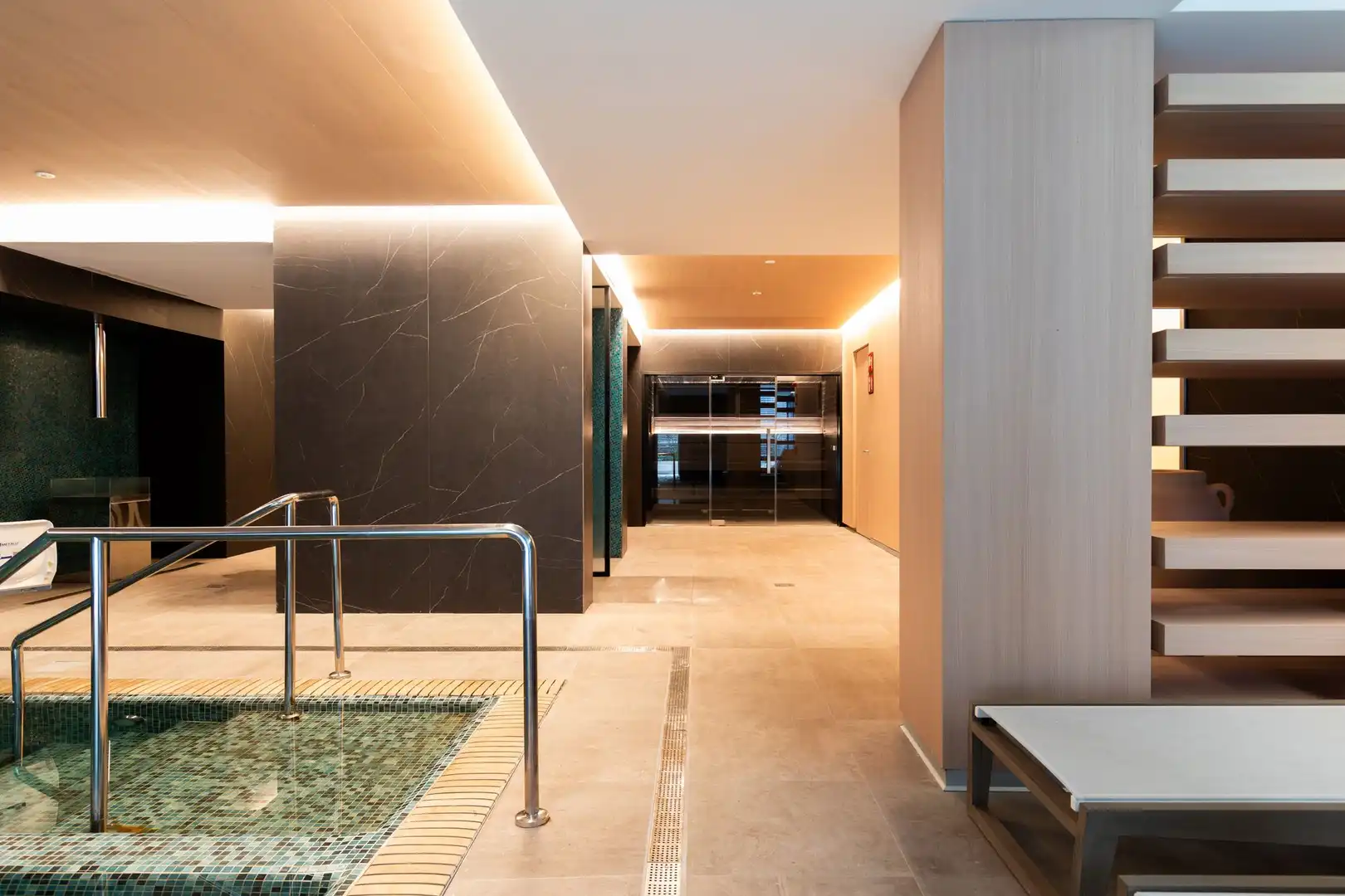 Apartamento de alquiler en Martín Carpena - Torre del Río