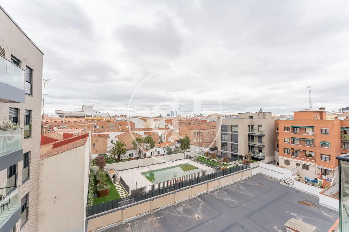 Terrasse von Wohnung zur Miete in Madrid mit Klimaanlage, Heizung und Privatgarten