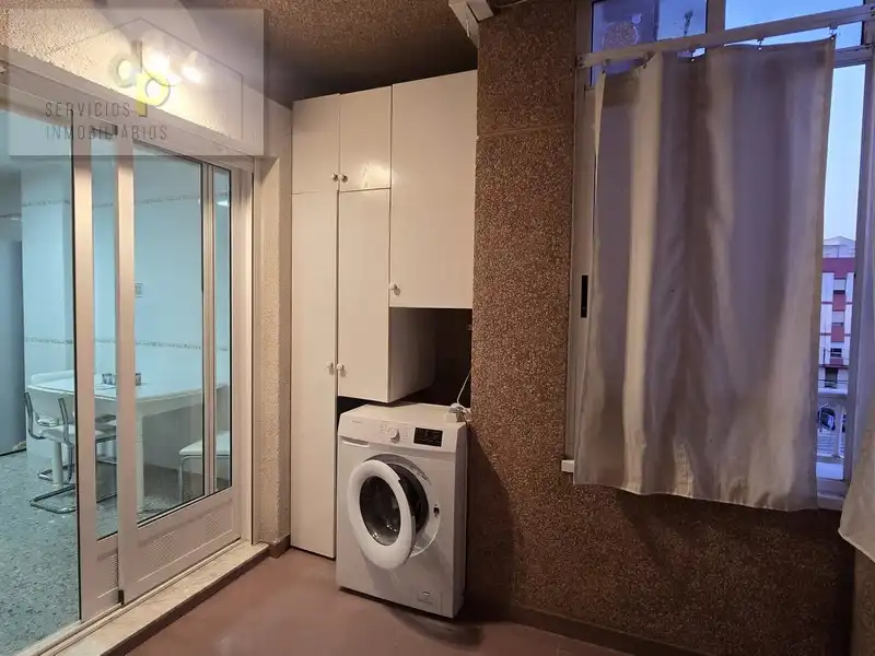 Küche von Wohnung zur Miete in Elche / Elx mit Ofen, Waschmaschine und Balkon