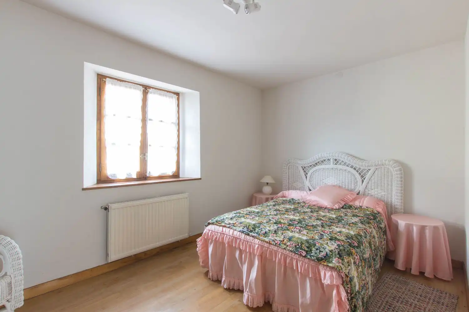 Habitación de Casa o chalet en venta en Atetz con Calefacción, Terraza y Amueblado