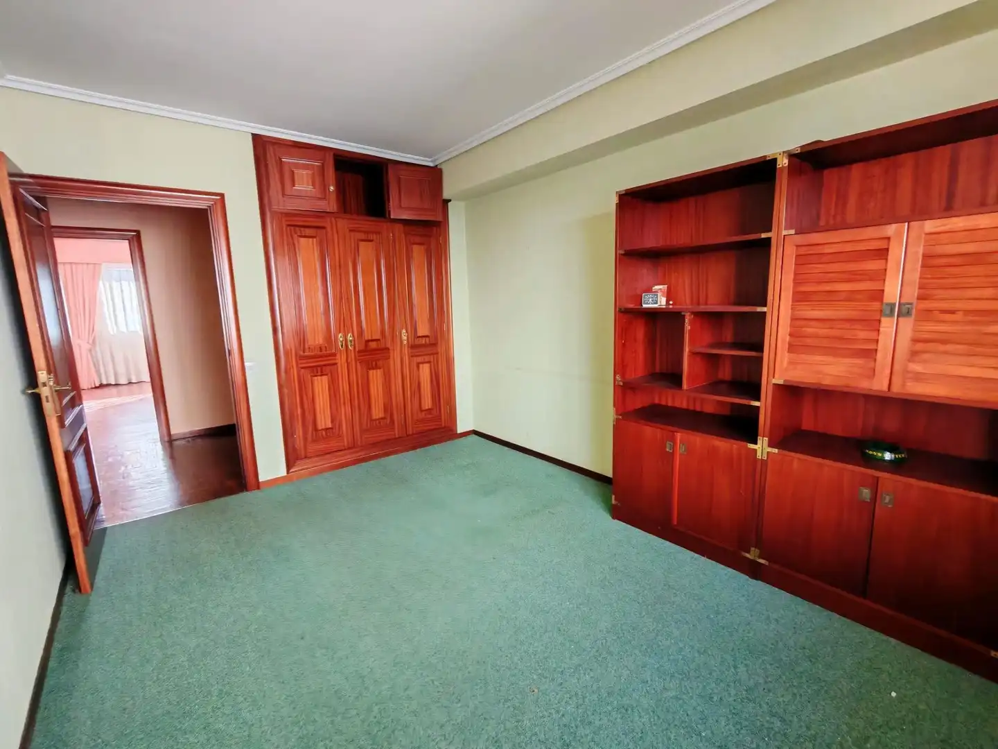 Habitación de Piso en venta en Vigo  con Calefacción y Terraza
