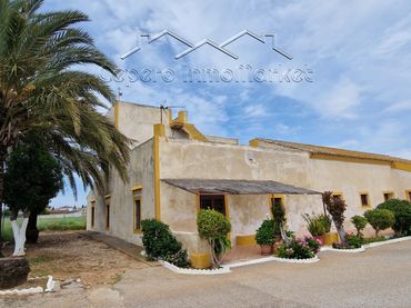Casa rustica in vendita a Ctra Sanlúcar - Cuatro Pinos