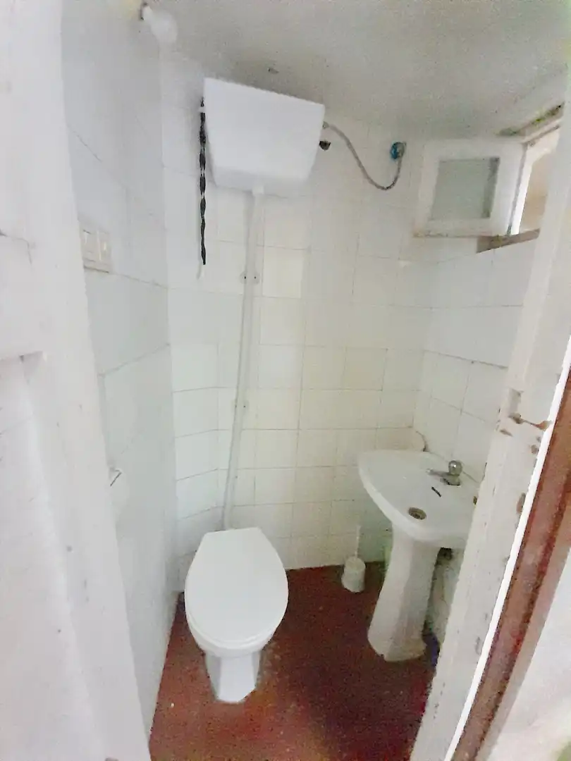 Bany de Local de lloguer en Cáceres