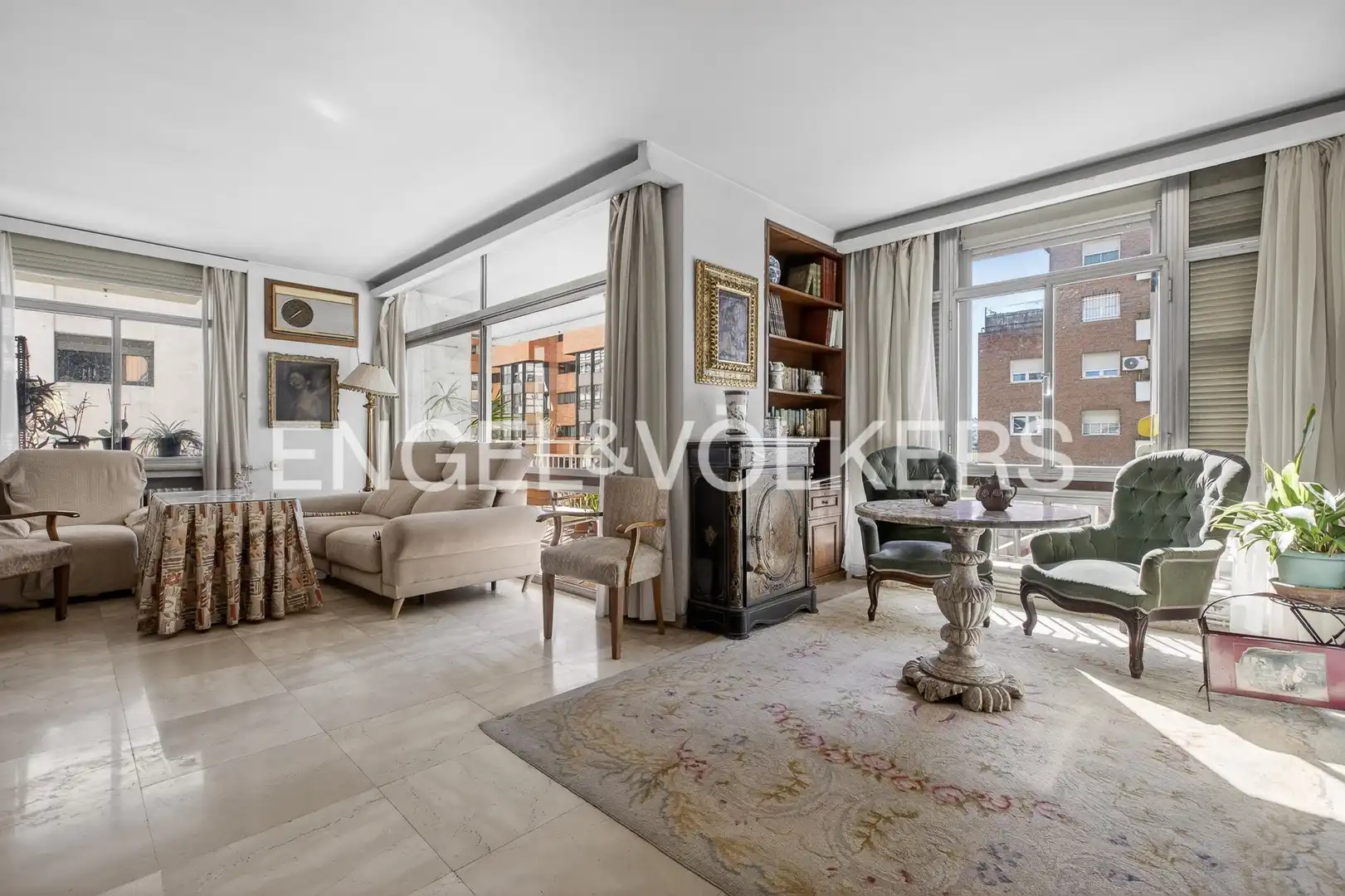 Sala de estar de Piso en venta en Sevilla con Calefacción, Terraza y Balcón