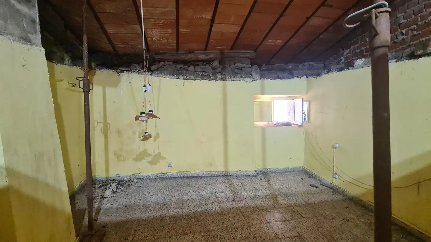 Casa o chalet en venta en La Adrada  con Jardín privado