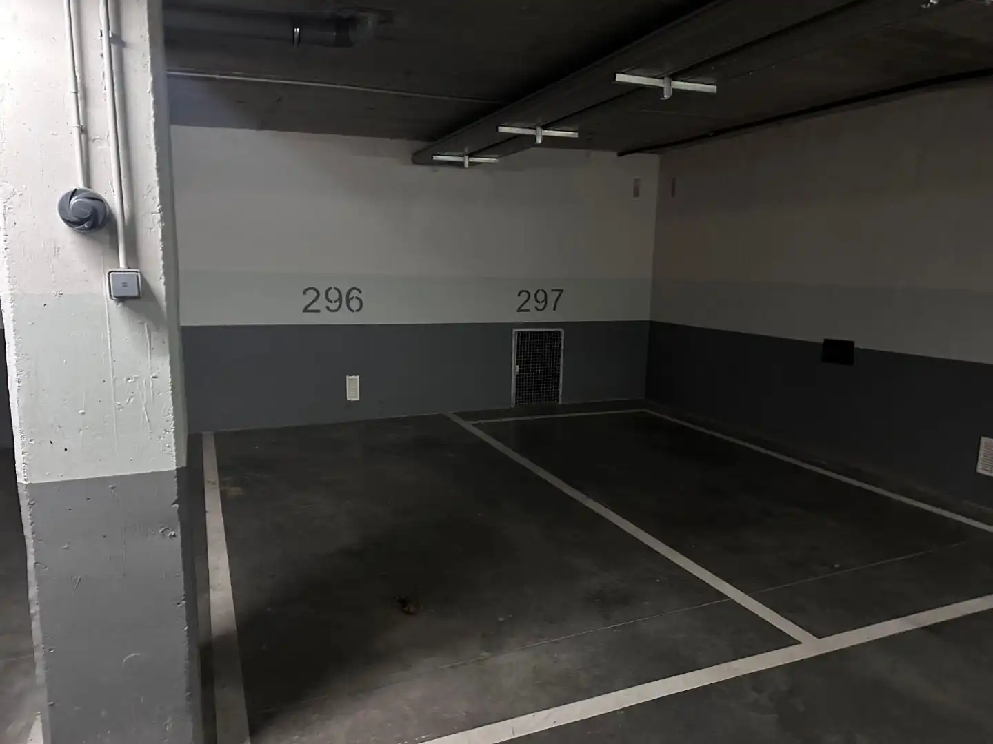 Parkplatz von Garage zur Miete in Madrid