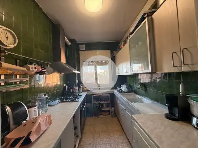 Cocina de Piso en venta en Sabadell con Calefacción y Balcón