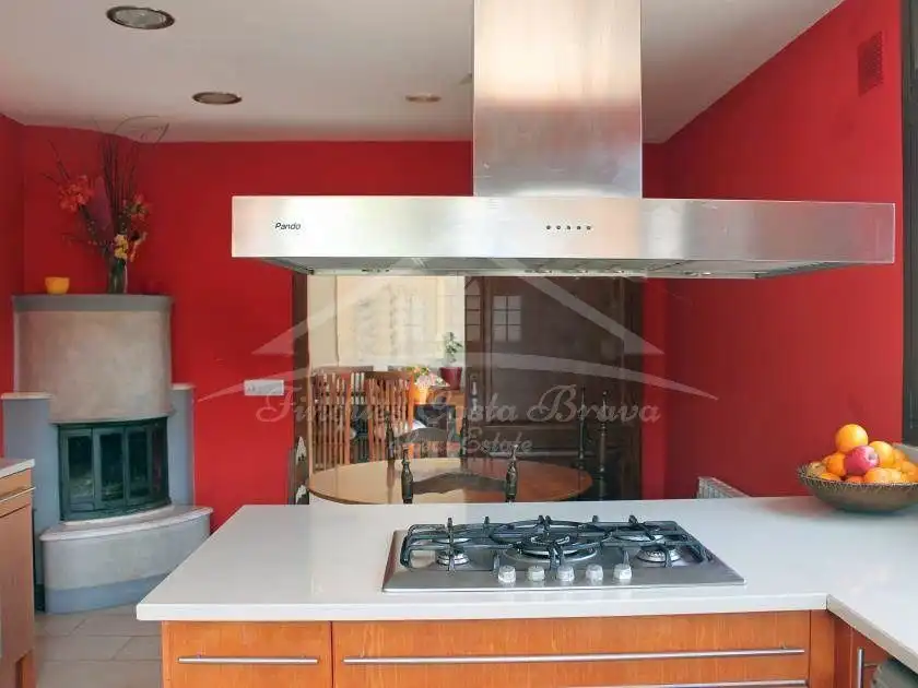 Cocina de Casa o chalet en venta en Begur con Calefacción, Jardín privado y Terraza