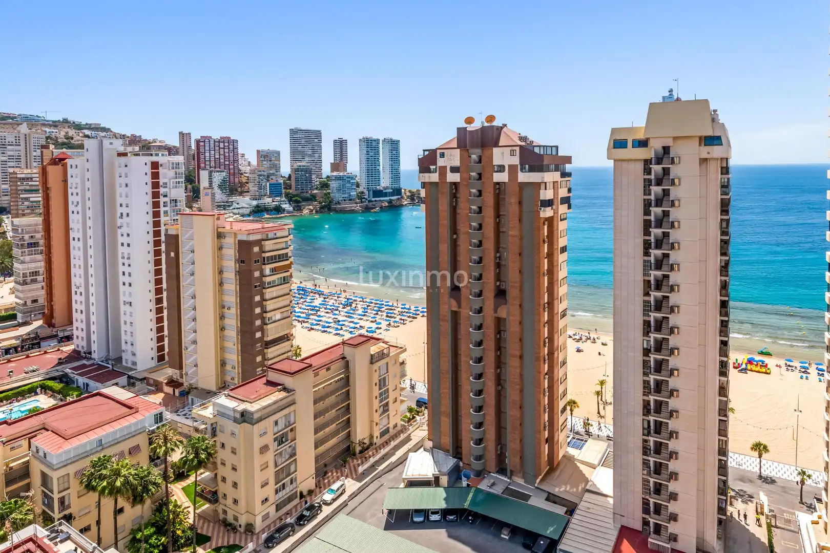 Bedroom of Flat for sale in Benidorm  with Air Conditioner, Heating and Private garden