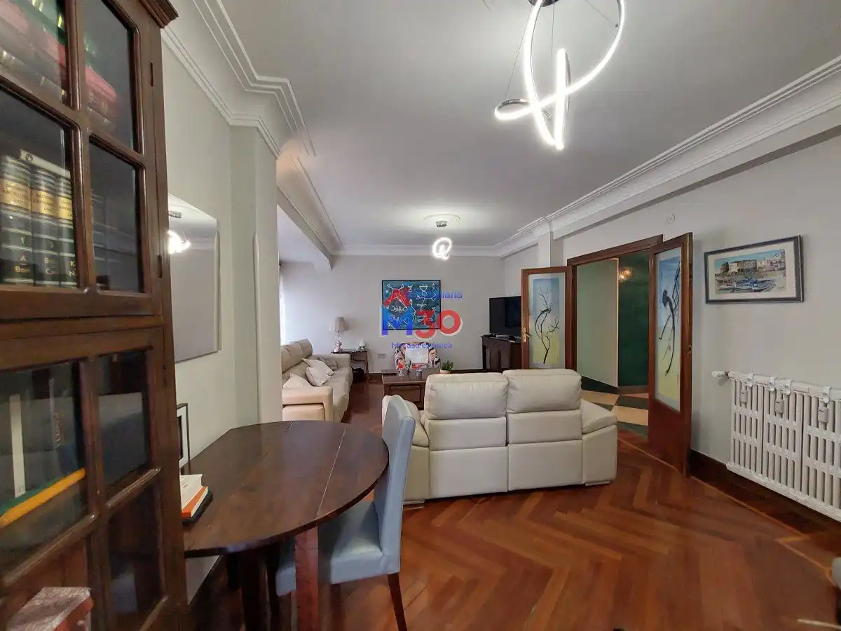 Sala de estar de Piso en venta en Miranda de Ebro con Calefacción, Terraza y Trastero