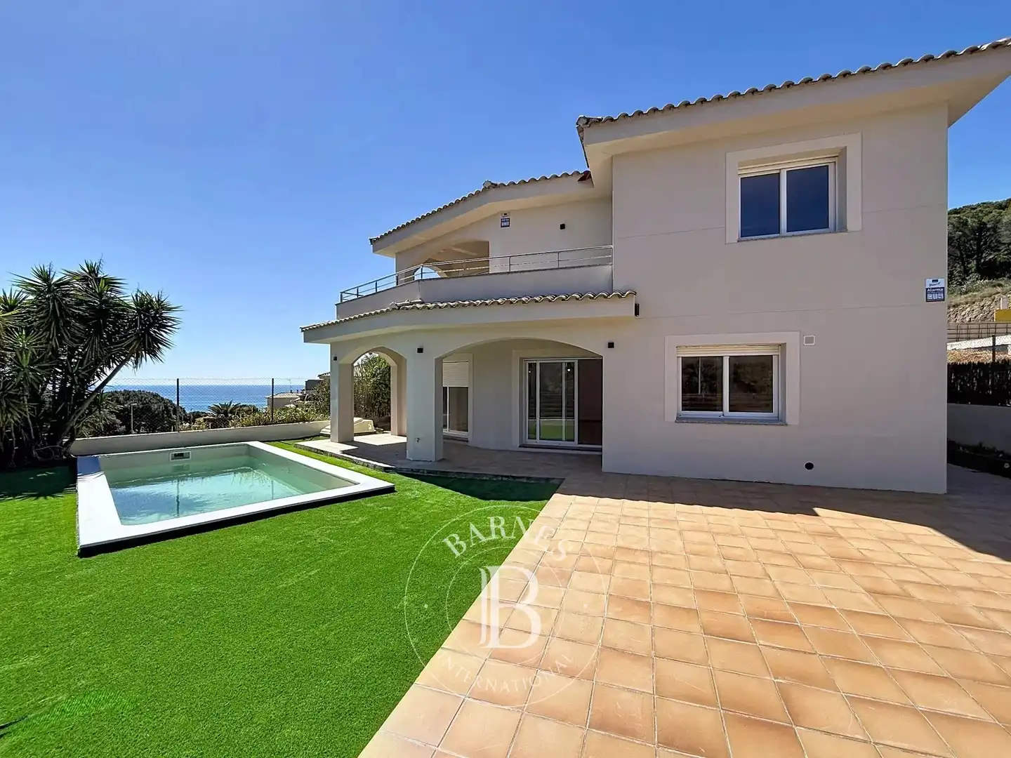 Exterior view of Houses for sale in Sant Pol de Mar  with Air Conditioner, Heating and Swimming Pool