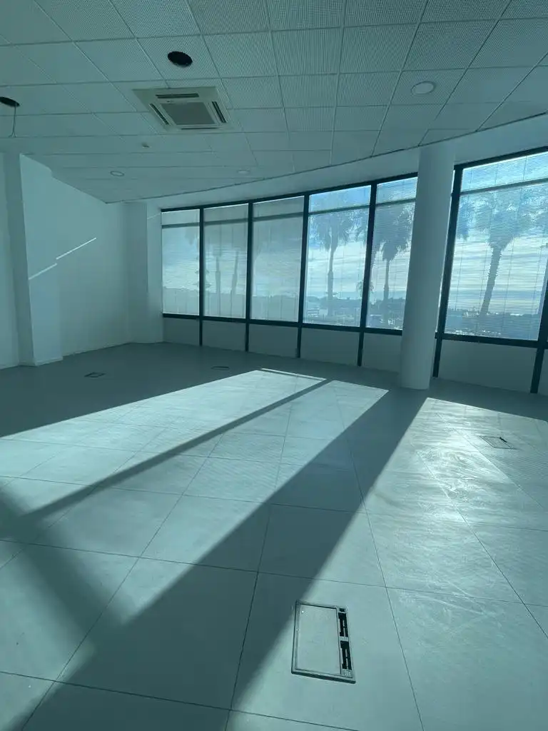 Office for sale in Vilanova i la Geltrú  with Air Conditioner and Heating