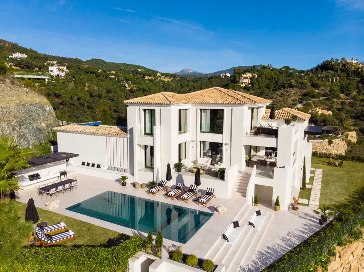 Haus mit Pool zum Verkauf in Benahavís pueblo