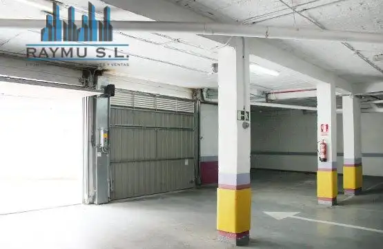 Garaje en venta en Calle MIRADOR DE LA SIERRA, Ciudad Universitaria