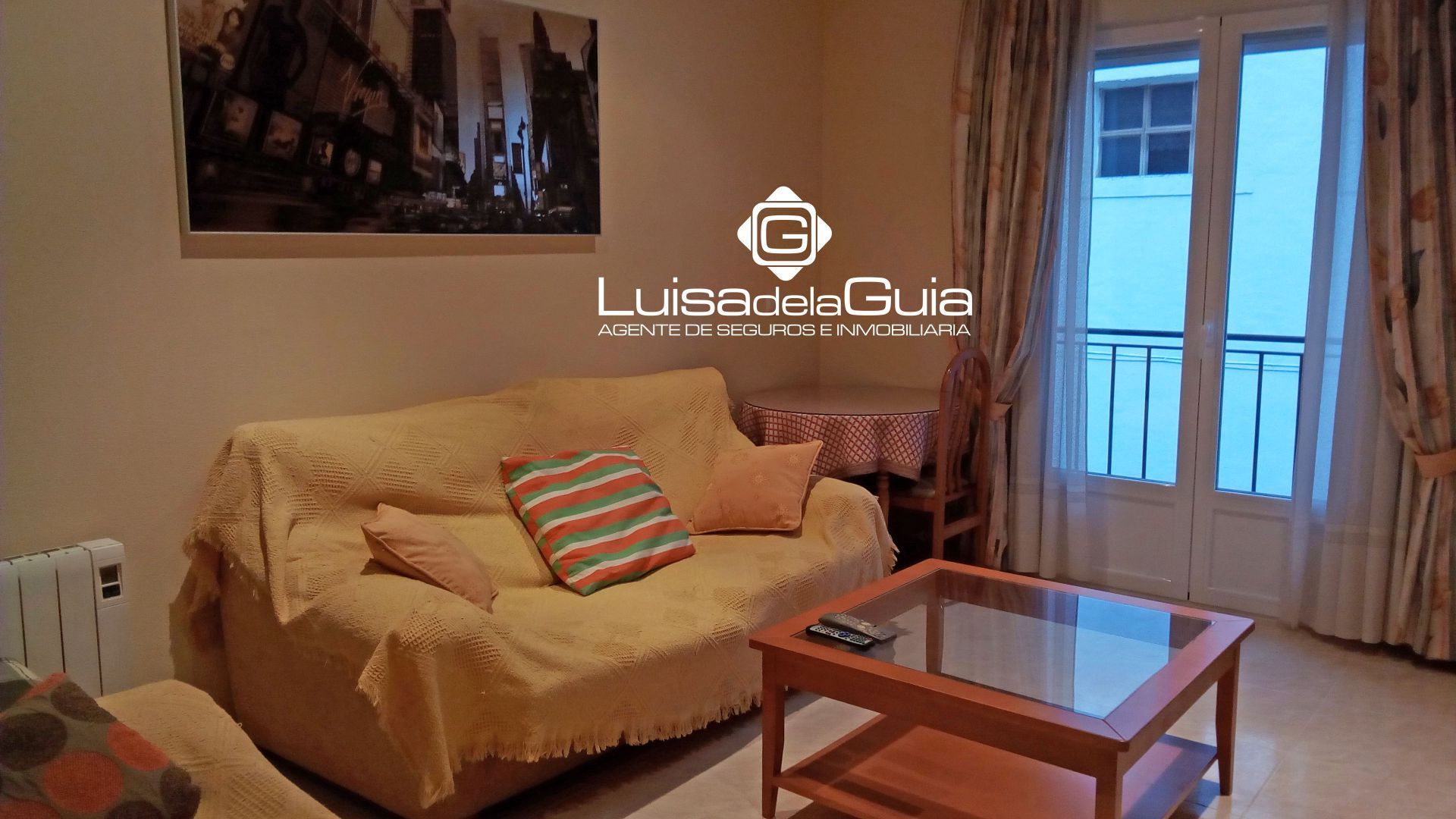 Sala d'estar de Pis en venda en Campo de Criptana amb Calefacció, Traster i Moblat