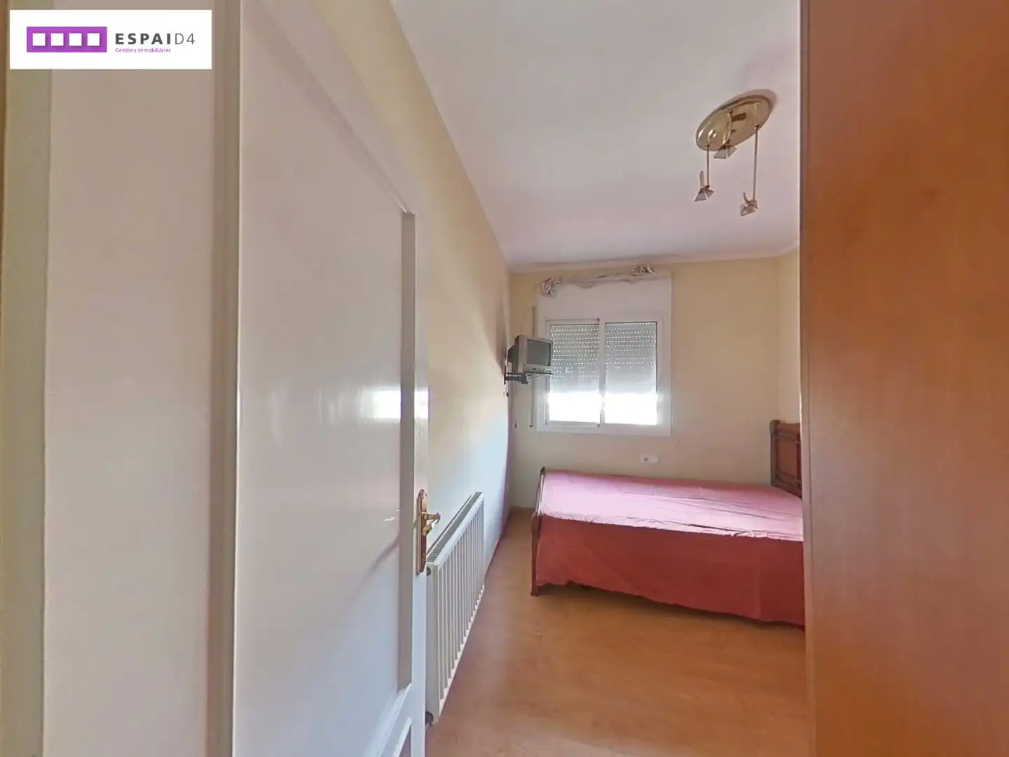 Habitación de Dúplex en venta en Ripollet con Aire acondicionado, Calefacción y Parquet