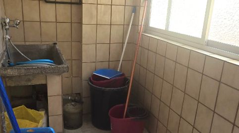 Foto 2 de Piso en venta en Avenida de la Constitución, 9, San Pedro de Alcántara pueblo, Marbella
