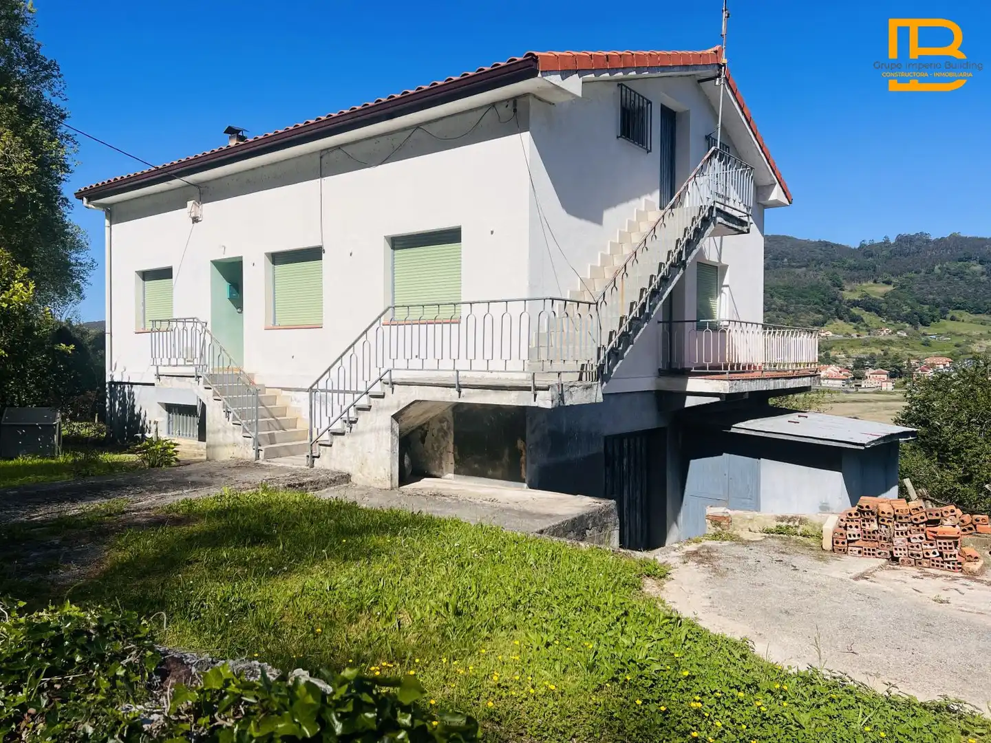 Vista exterior de Casa o chalet en venta en Voto con Terraza, Trastero y Balcón