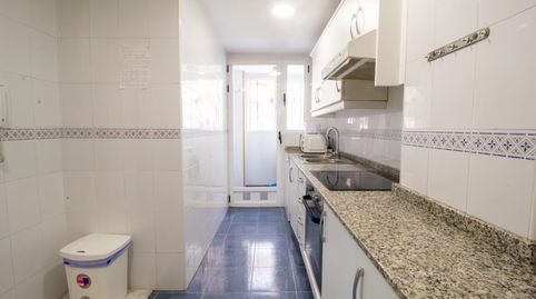 Foto 5 de Piso de alquiler en De Pedro Cabanes, Torrefiel, Valencia Capital