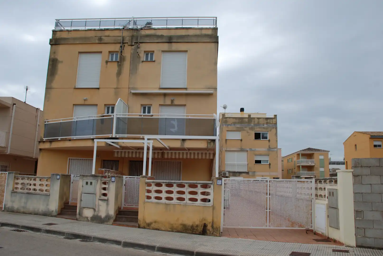 Vista exterior de Casa adosada en venta en Miramar con Aire acondicionado, Calefacción y Terraza