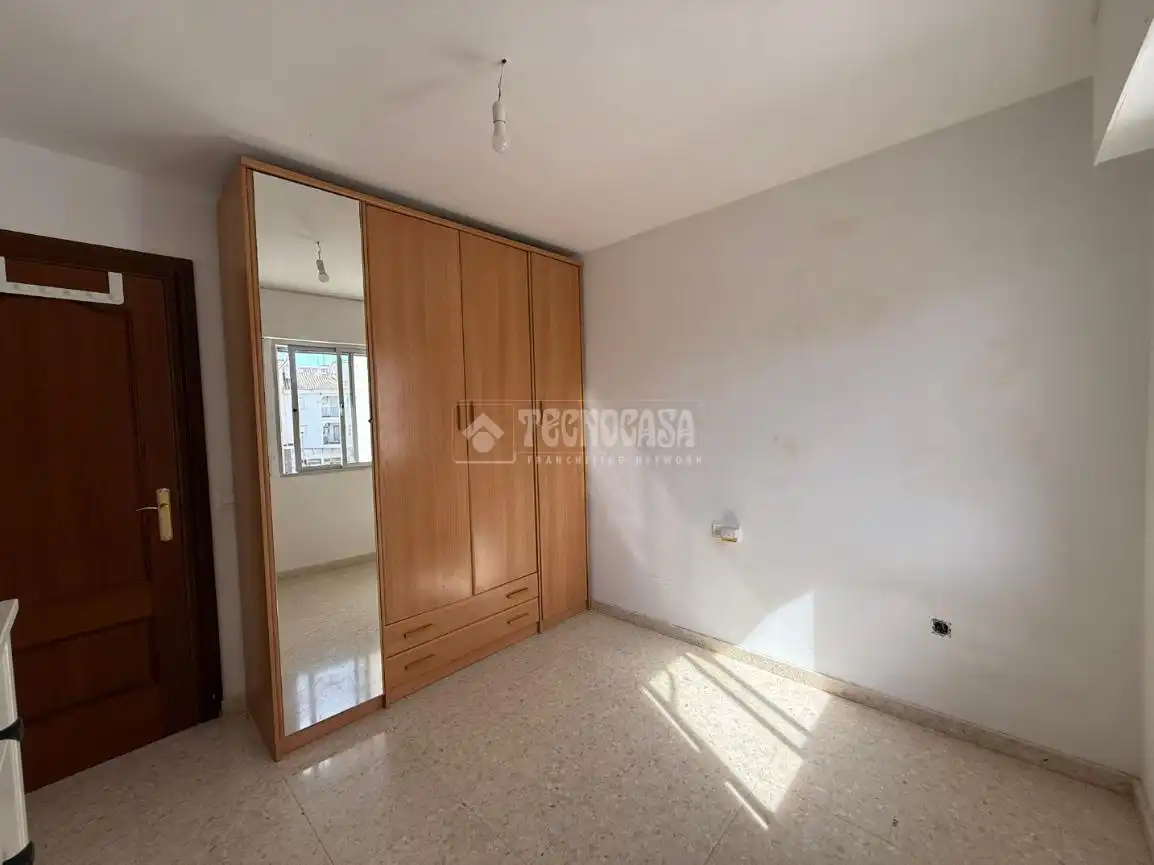 Bedroom of Flat for sale in Benalmádena  with Air Conditioner, Terrace and Furnished