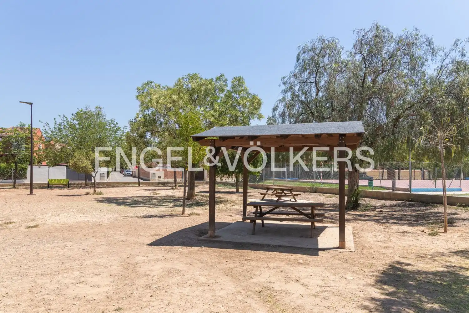Exterior view of Houses for sale in L'Eliana  with Air Conditioner, Heating and Private garden