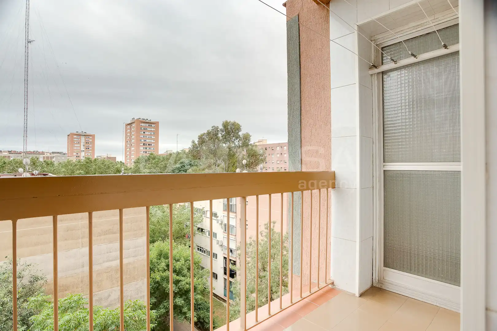 Terraza de Piso en venta en Barcelona con Calefacción, Trastero y Balcón