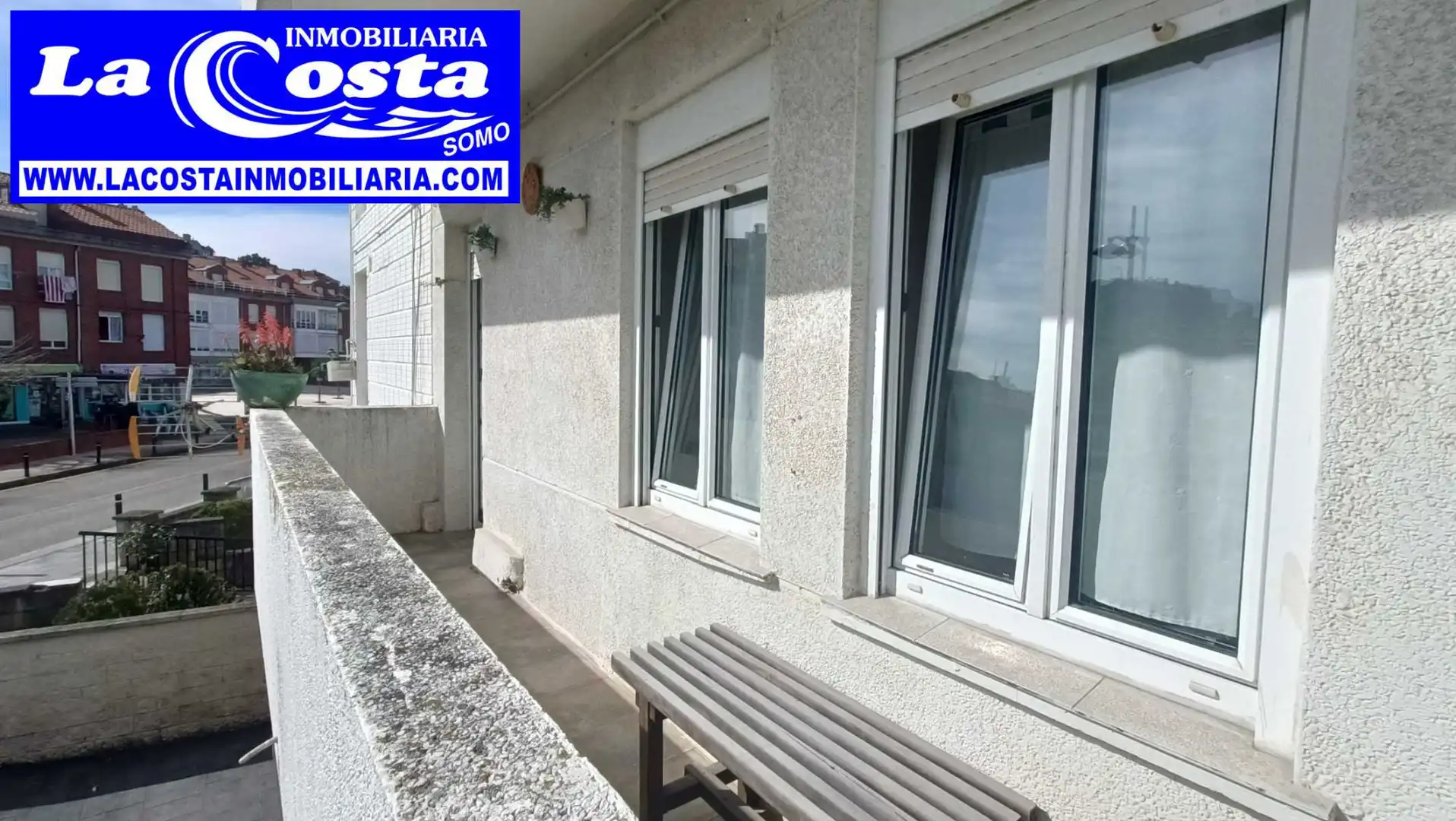Vista exterior de Piso en venta en Ribamontán al Mar con Calefacción, Terraza y Horno