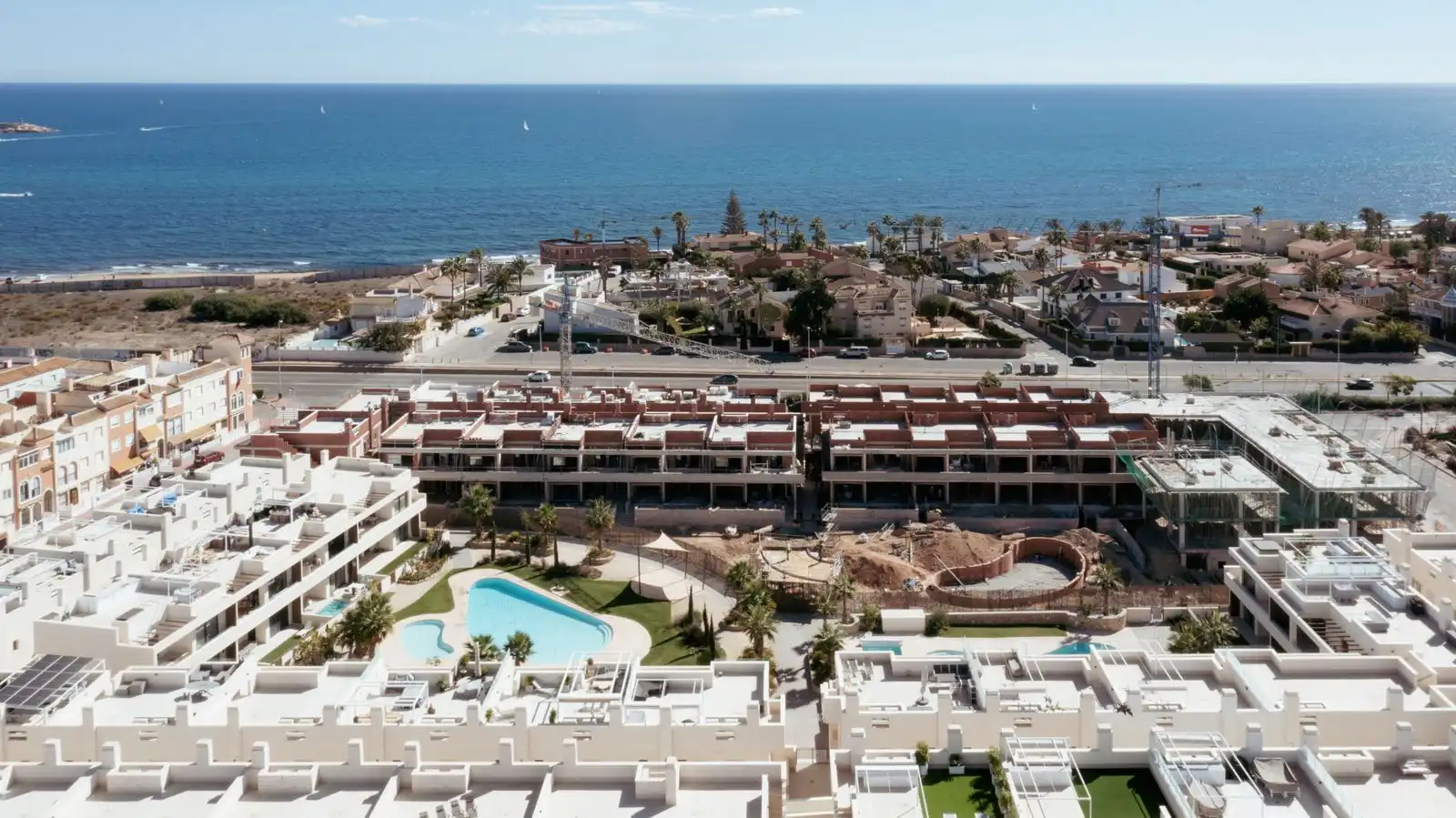 Apartamento con piscina en venta en N/A, imagen 2
