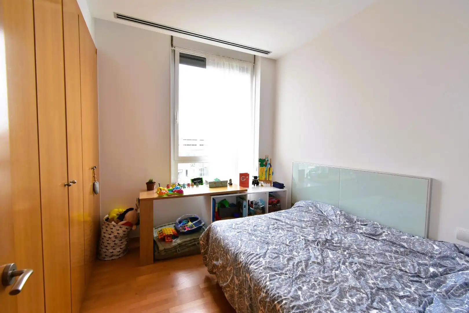 Habitación de Piso en venta en Barcelona con Aire acondicionado y Calefacción