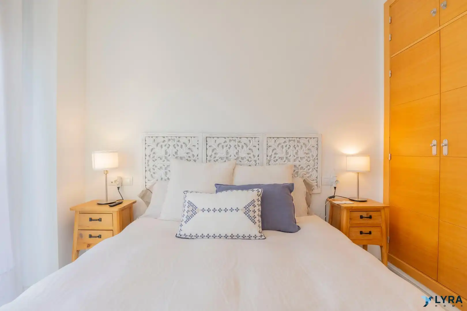 Bedroom of Flat for sale in Sevilla  with Air Conditioner, Heating and Furnished