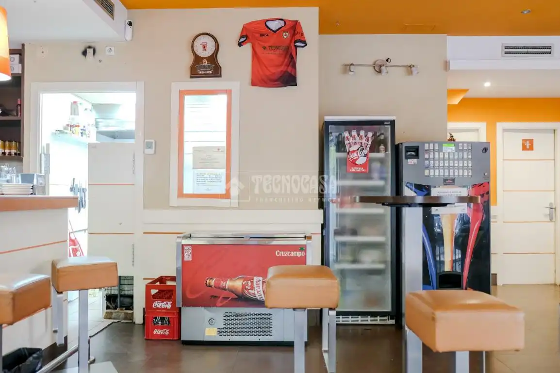 Commercial properties for sale in Madrid  with Air Conditioner and Terrace