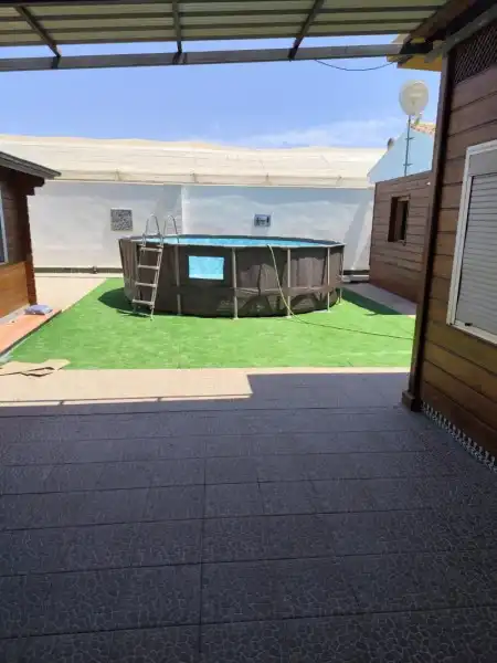 Schwimmbecken von Country house zur Miete in Motril mit Klimaanlage, Terrasse und Schwimmbad