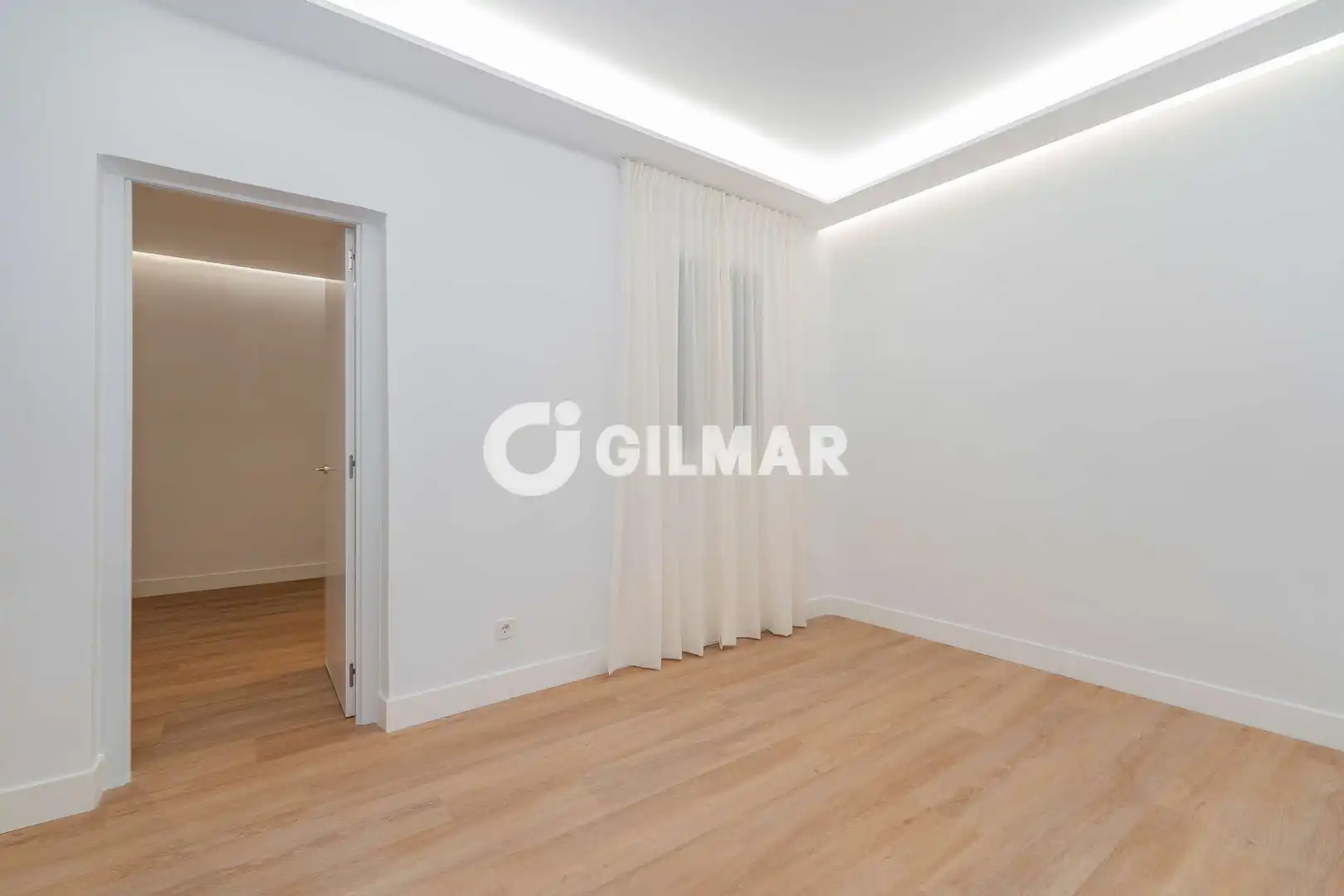 Habitación de Piso en venta en Madrid con Calefacción y Amueblado