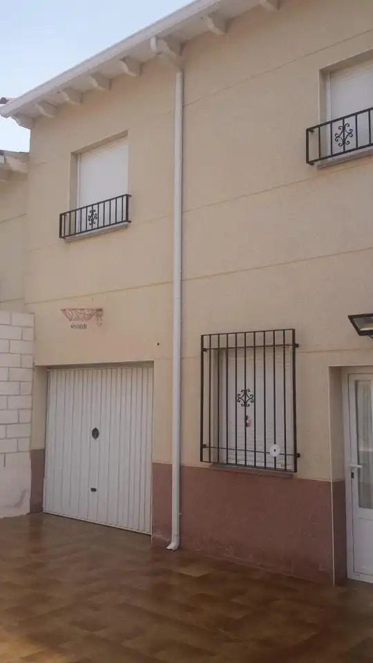 Casa en venta en Calle Paraíso