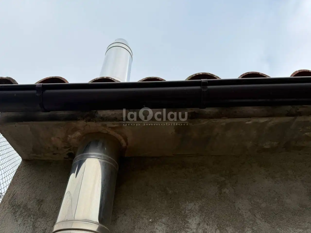 Vista exterior de Casa o xalet en venda en L'Estany amb Calefacció i Terrassa