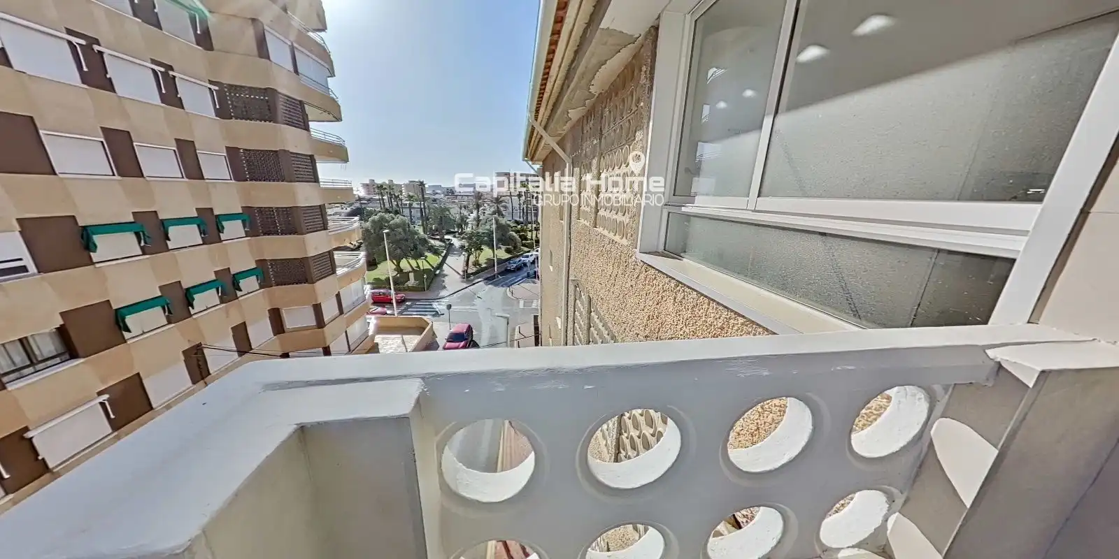 Vista exterior de Ático en venta en Torrevieja con Calefacción y Terraza