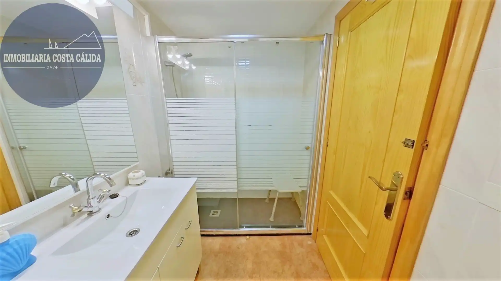 Piso con terraza en venta en Calle Canalejas 21, imagen 12