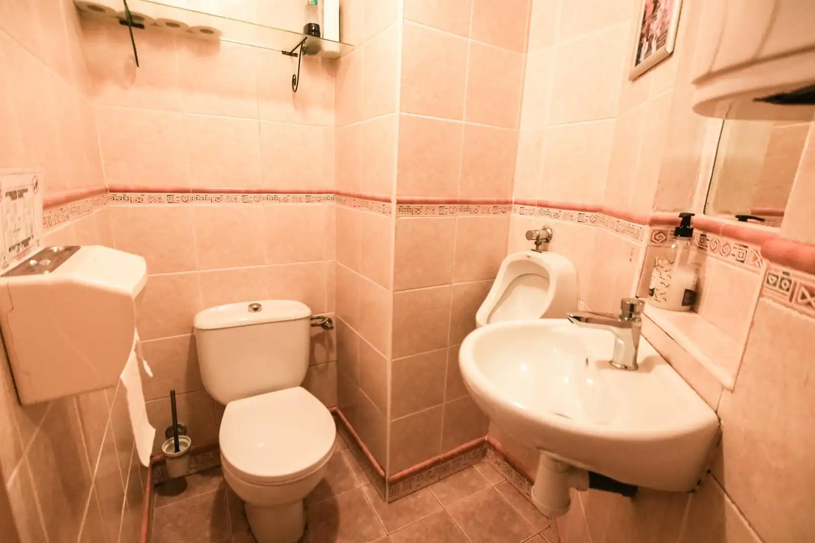 Baño de Local en traspaso en Dénia con Aire acondicionado y Amueblado