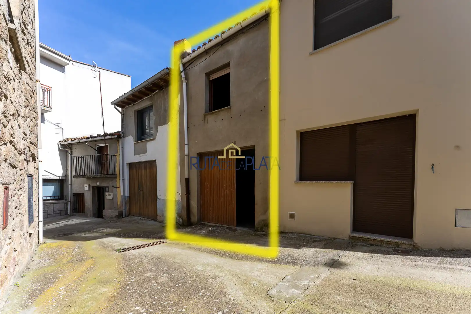 Vista exterior de Edificio en venta en Fermoselle