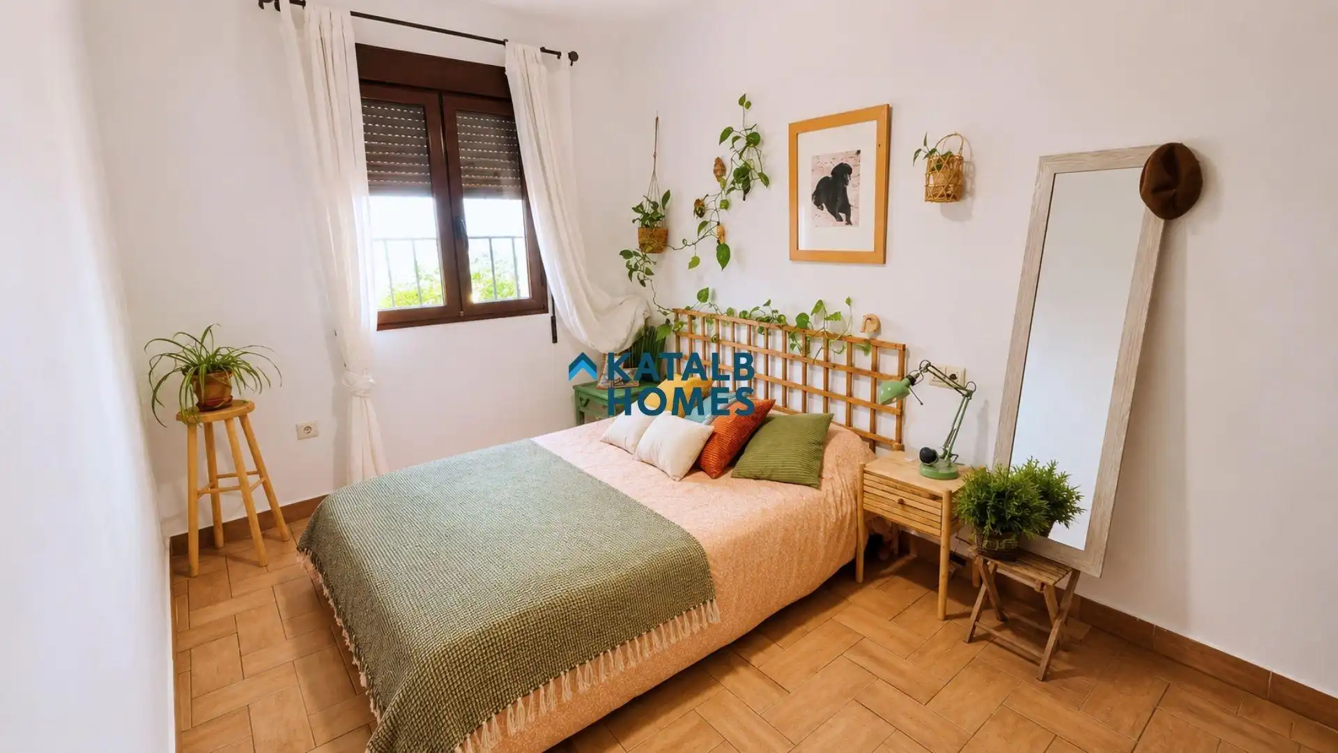 Habitación de Planta baja en venta en Sevilla con Terraza
