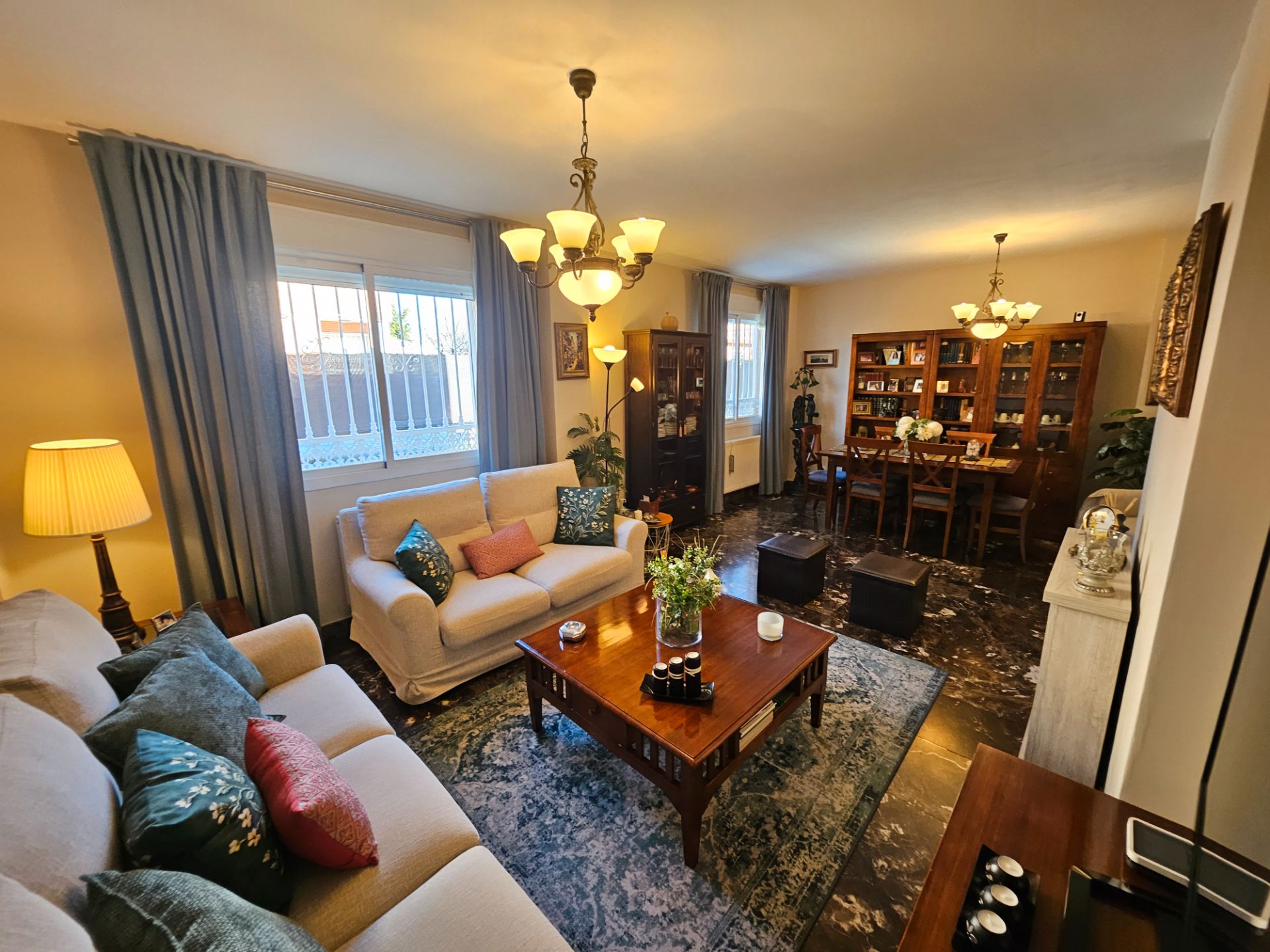 Casa adosada en venta